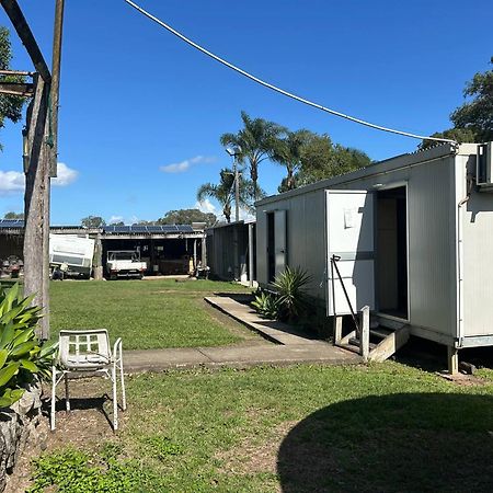 Gundy Pub & Caravan Park Gundiah Luaran gambar