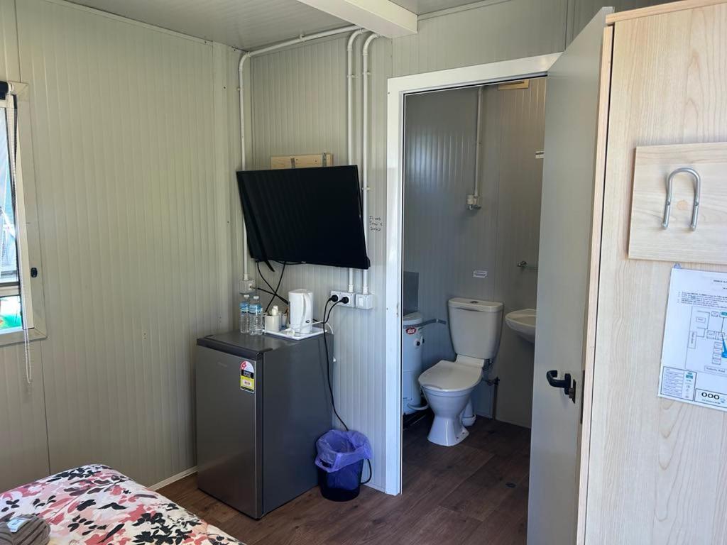 Gundy Pub & Caravan Park Gundiah Luaran gambar